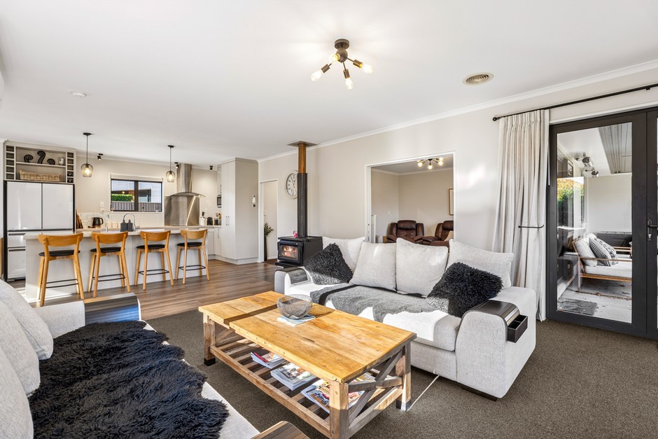 Escape on Rob Roy 3 Bedroom and Optional Sleeping Pod