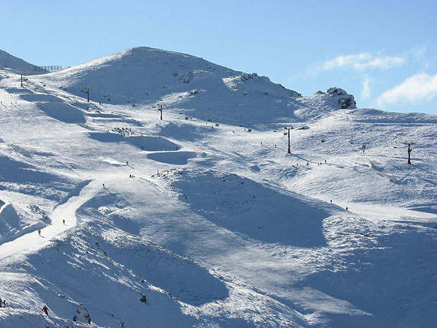 Skiing in Wanaka